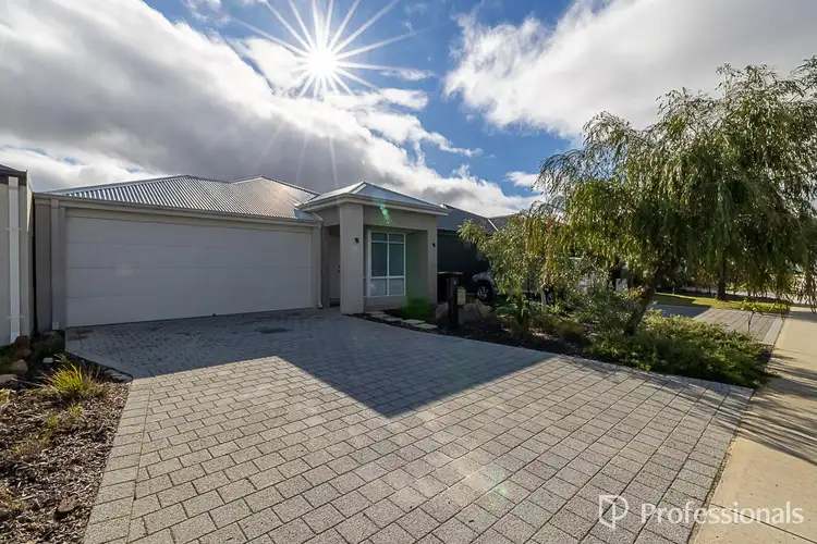 37 Woodville Road