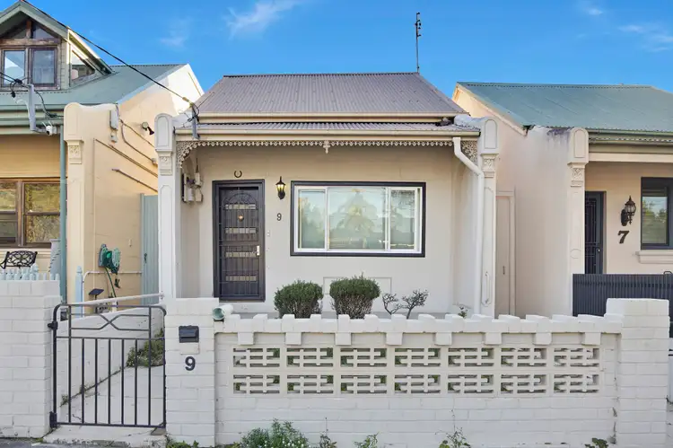 9 Gibbes Street
