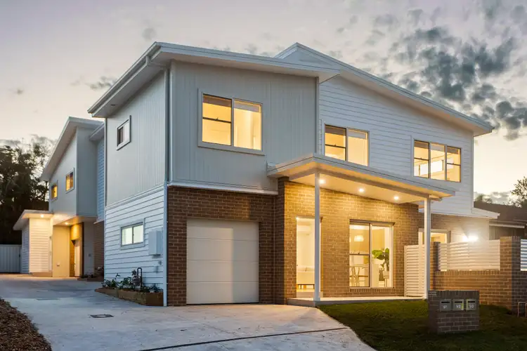 9 Lavis Drive
