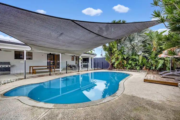12 Naroon Crescent