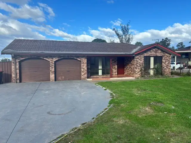 143 Lee And Clark Road