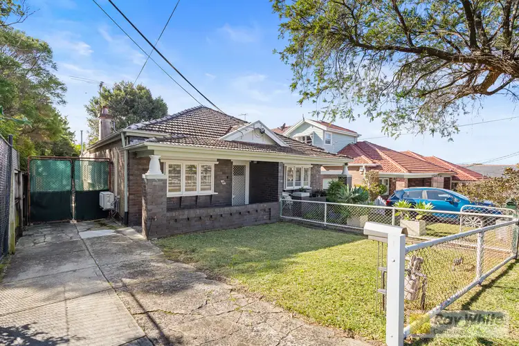 119 Crinan Street
