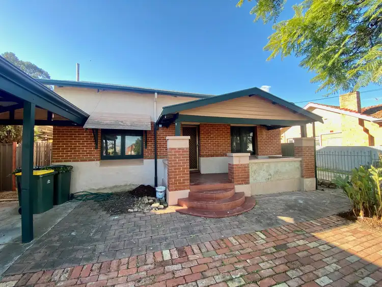 6B Birkinshaw Avenue
