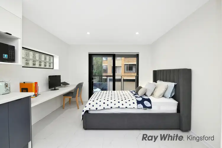 5 Bruce Street