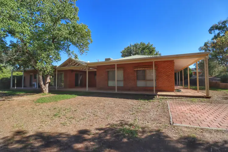 25 Dawson Drive