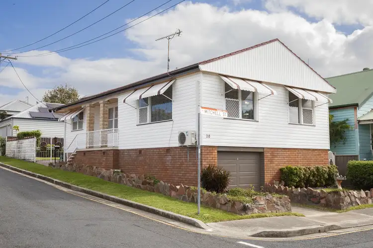 28 Mitchell Street