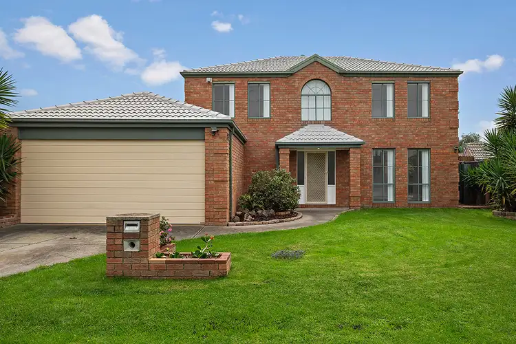 4 Flynn Court