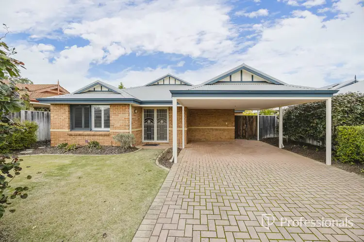 19 Larrawa Circle