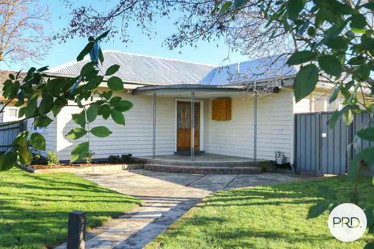 25 Kelly Street