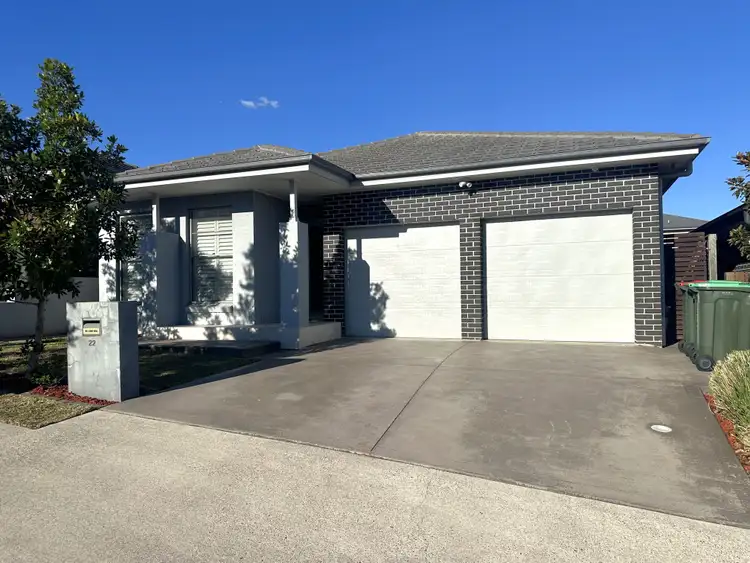 22 Kinloch Street
