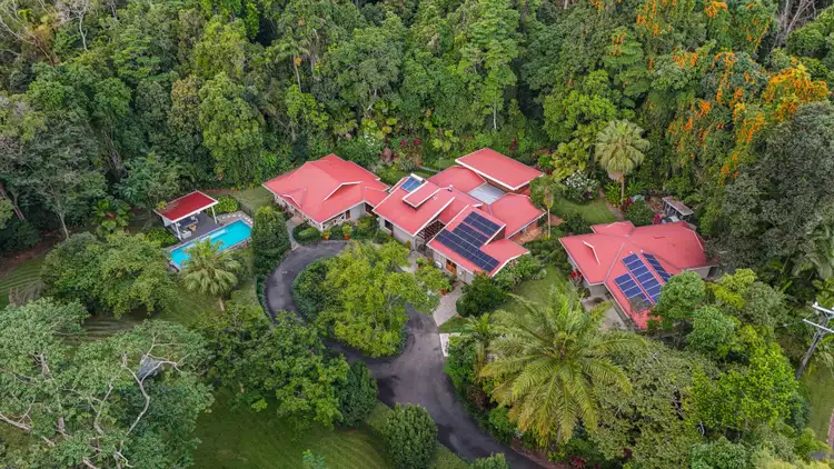 17 Warril Drive