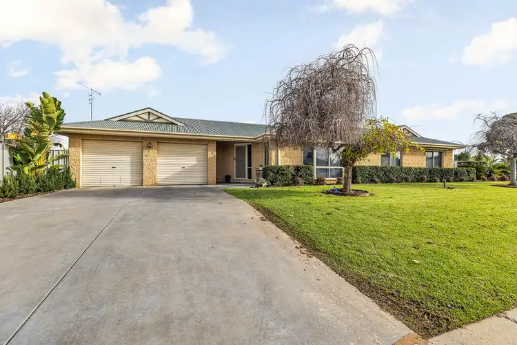 8 Stromness Court