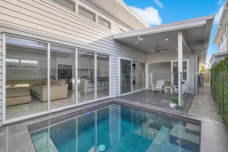 4 Jacana Close