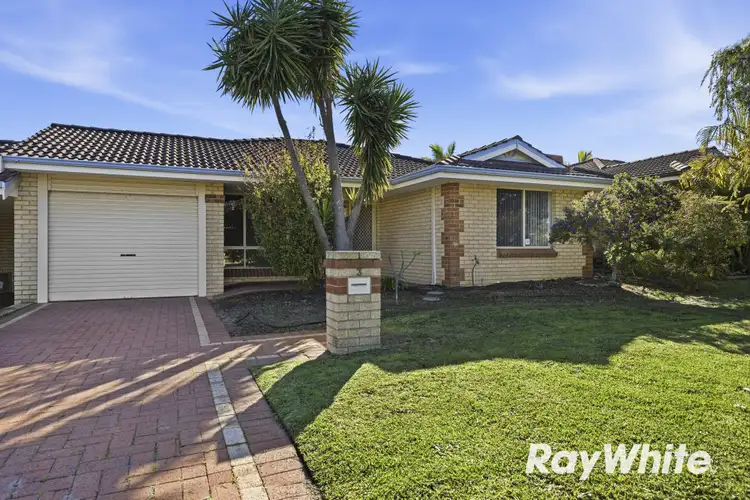 3 Swan Street