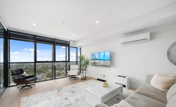 10 Village Place