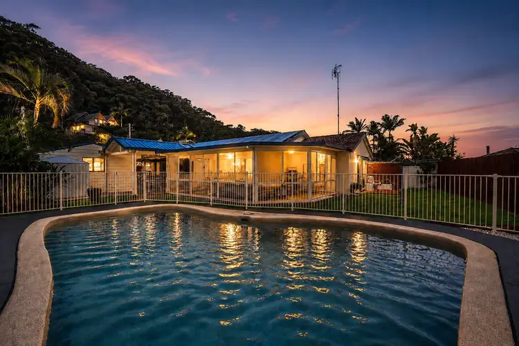 245 Steyne Road