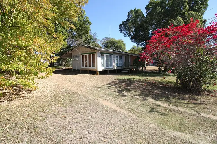 2 McLeod Street