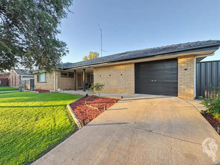 18 Thurlagoona Avenue