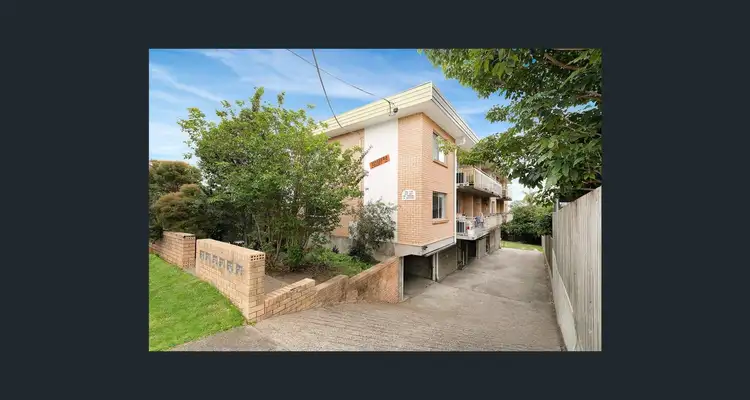 24 Chatsworth Road