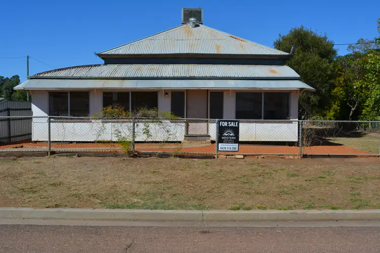 82 Crane Street