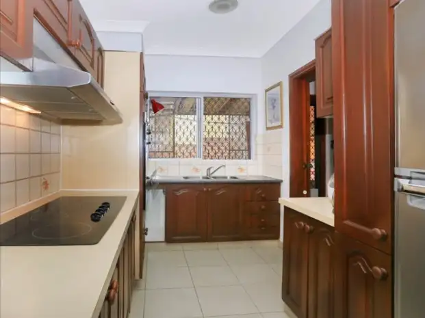 63 Clevedon Road