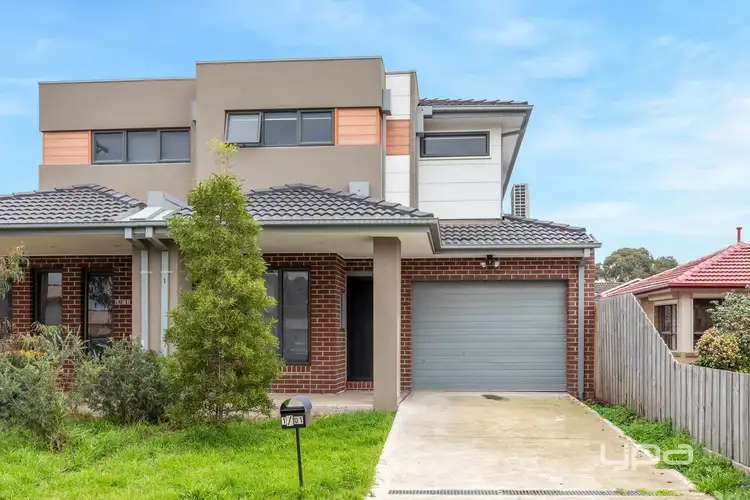 1 Mcrae Avenue