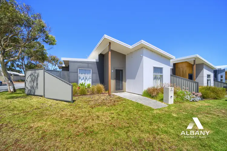 1 Engleheart Drive