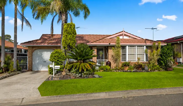 6 Cygnet Avenue