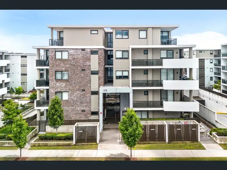 37B Manchester Drive