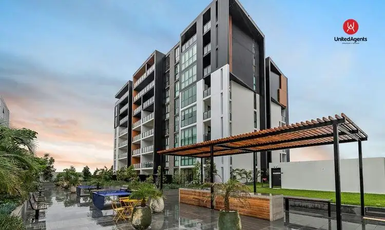 1002/2 Sergeant Street