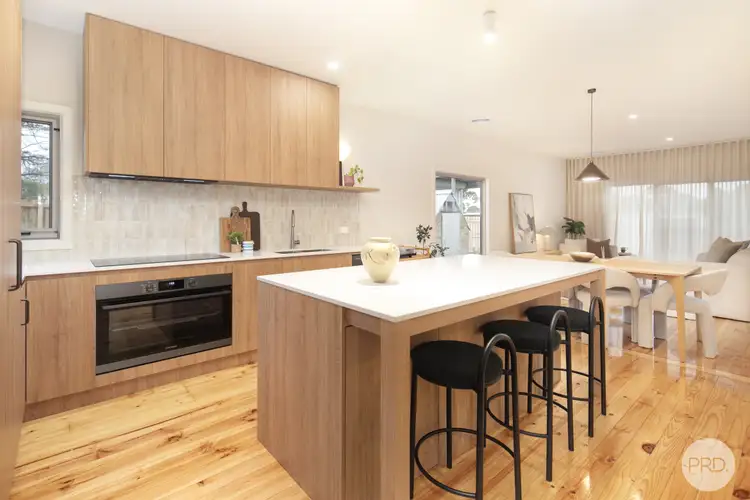 2 Broomfield Road