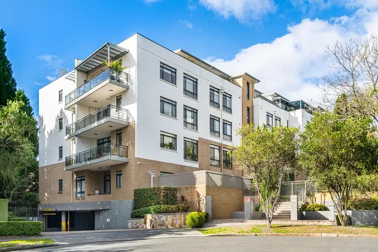 2-4 Purser Avenue