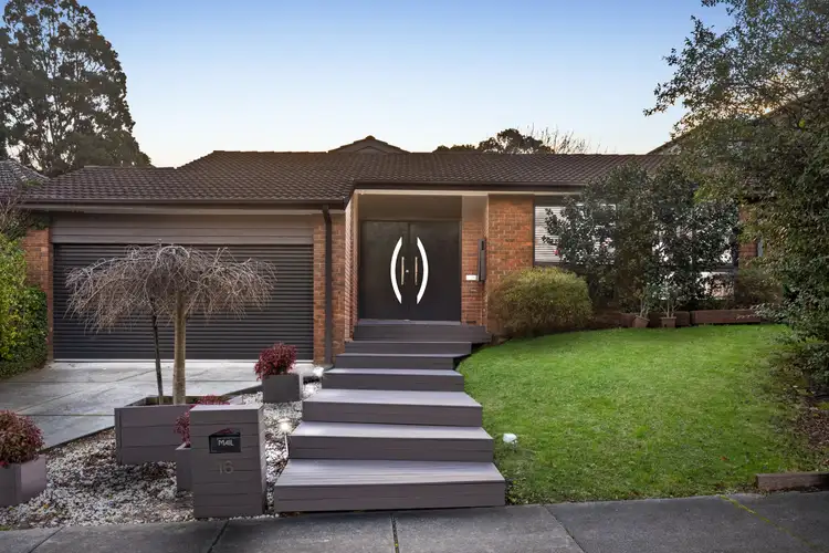 16 Flamingo Drive
