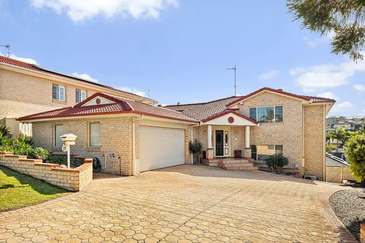 15 Tyrrel Street