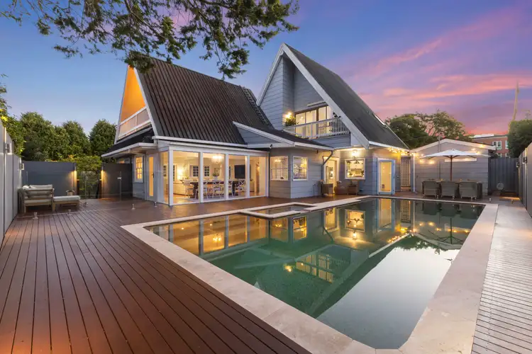 82 Kedumba Crescent