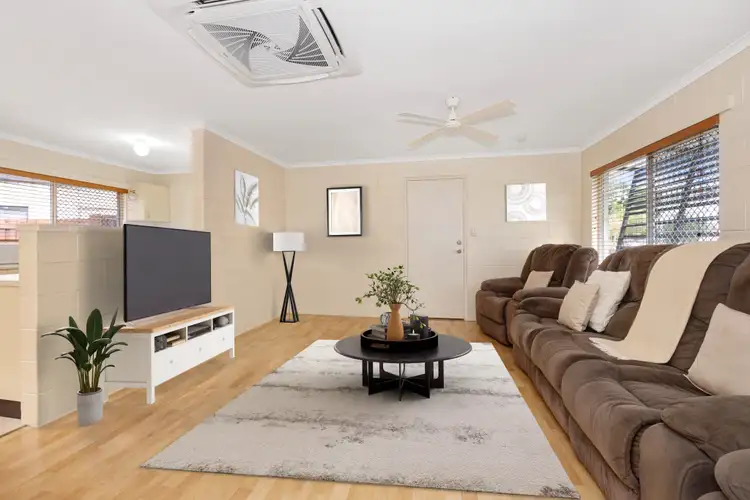 16 San Vito Crescent