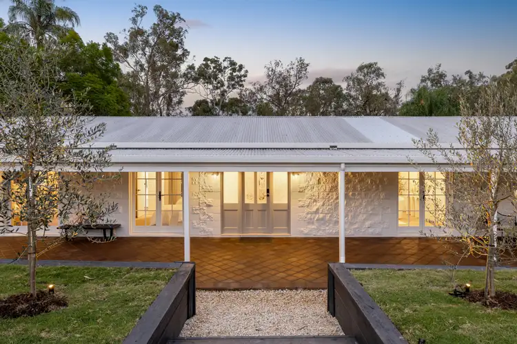 11 Janelle Street