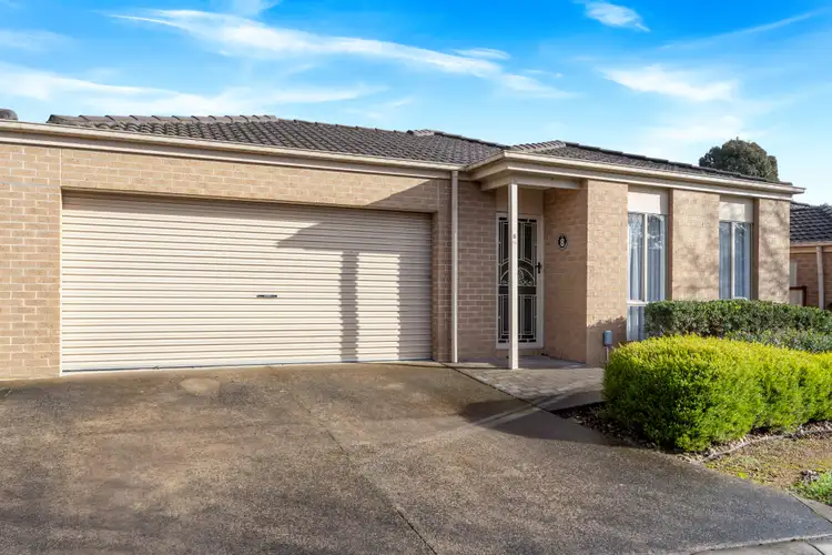 5 Eden Place