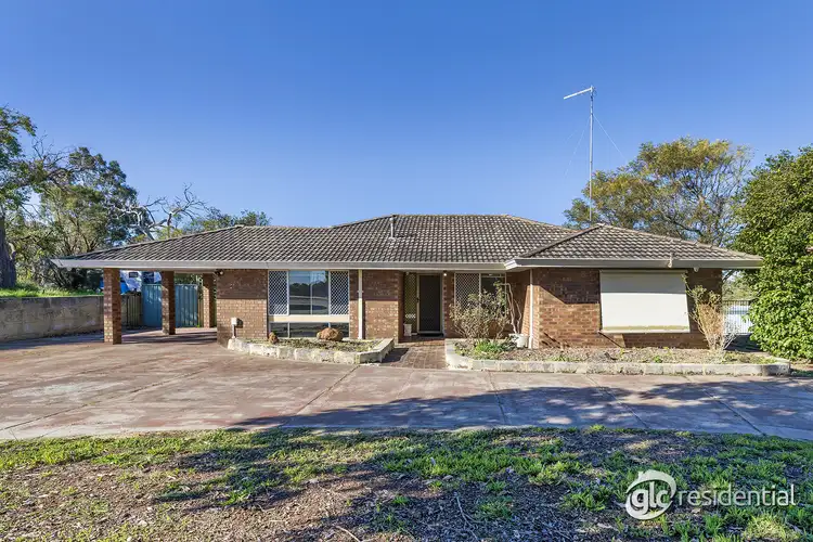 343 Lyon Road