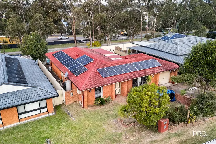 8 Seaton Crescent