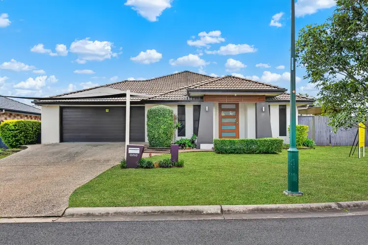 1 River Gum Court