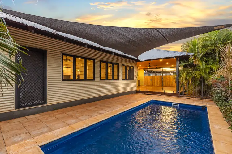 27 Tomarito Crescent