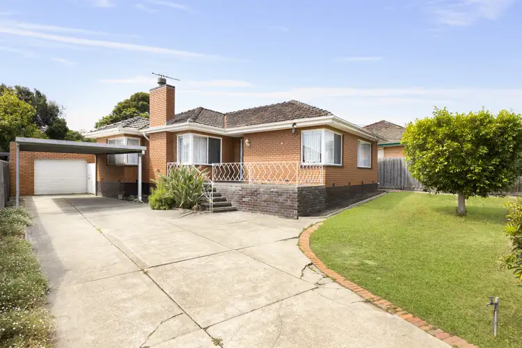 4 Green Avenue