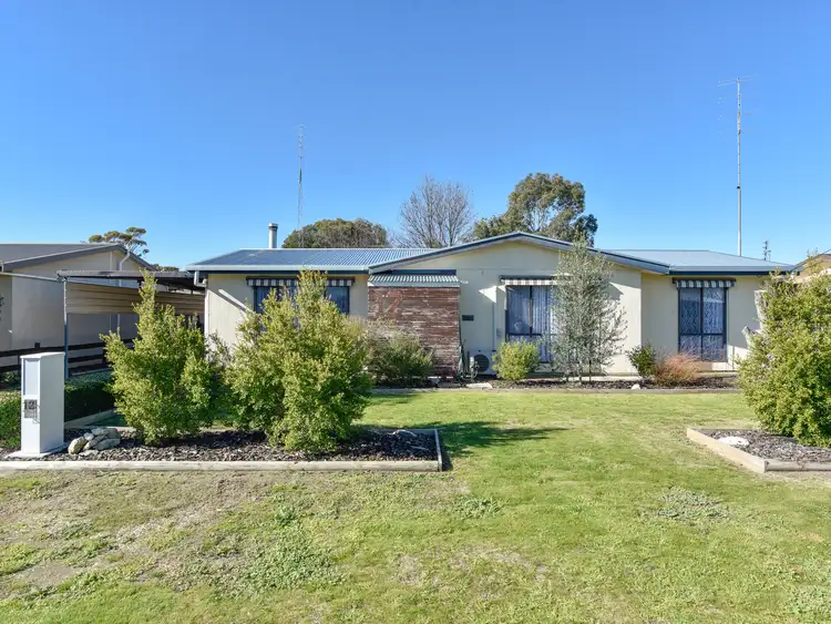 12 Wirrega Avenue
