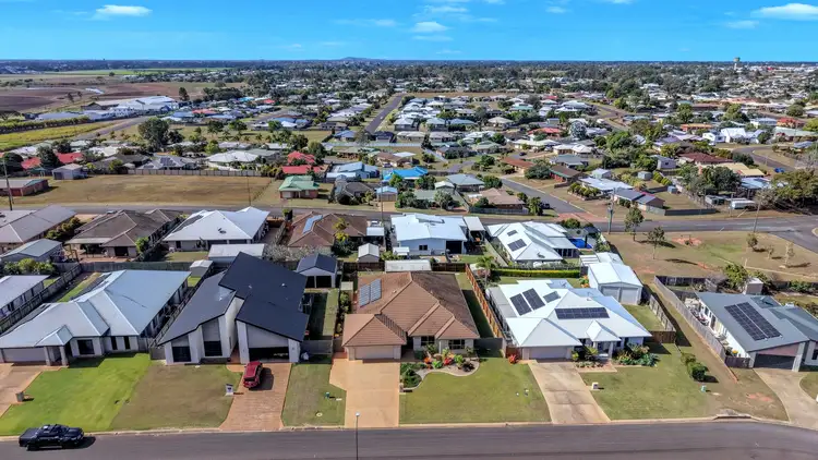 13 Mountney Street