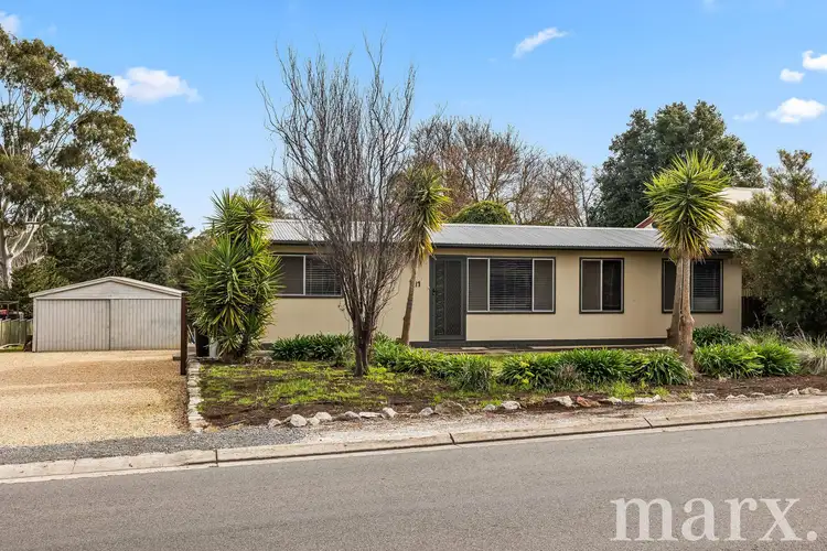 11 Leopold St