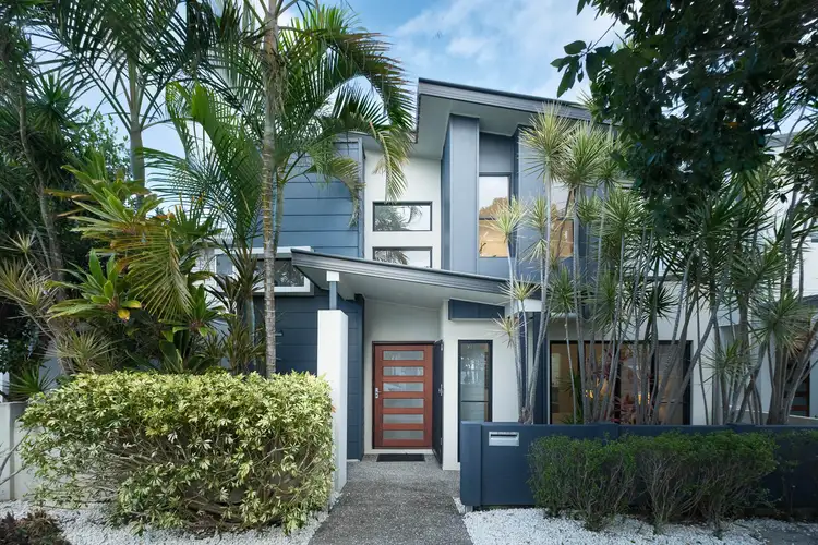 10 St Clair Street