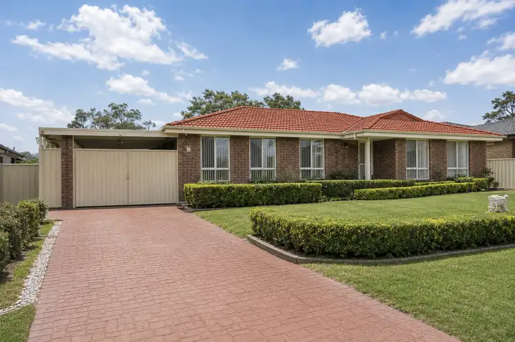 10 Tarbert Place