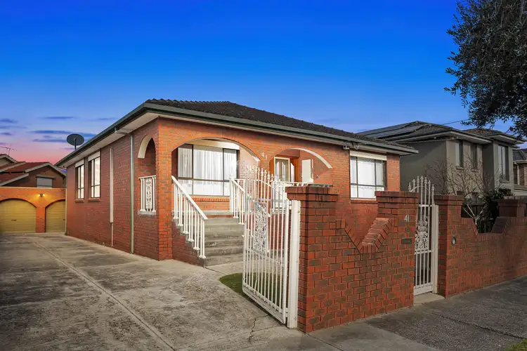 41 Barry Road