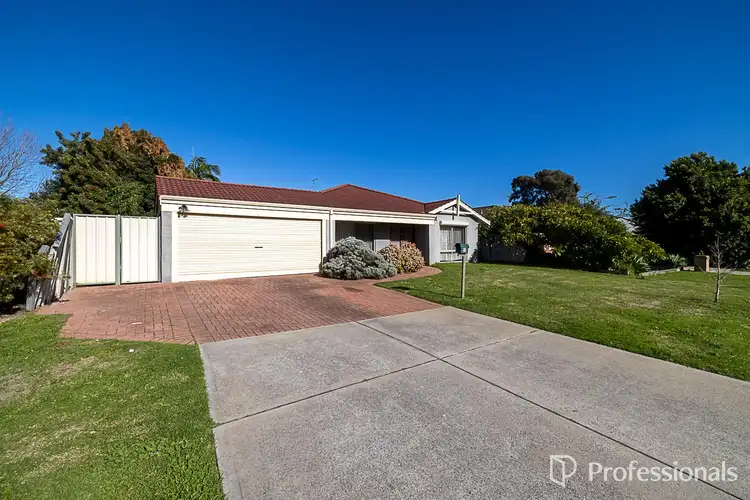 56 Strawberry Dr